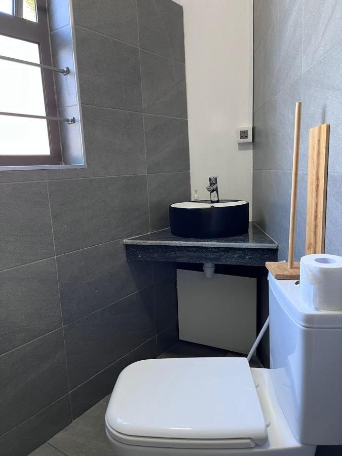 Seasons Break Apartment Pereybere Pereybere Beach Екстериор снимка